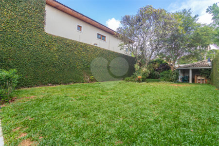 Casa à venda com 4 quartos, sendo 3 suítes, em Brooklin, São Paulo, SP