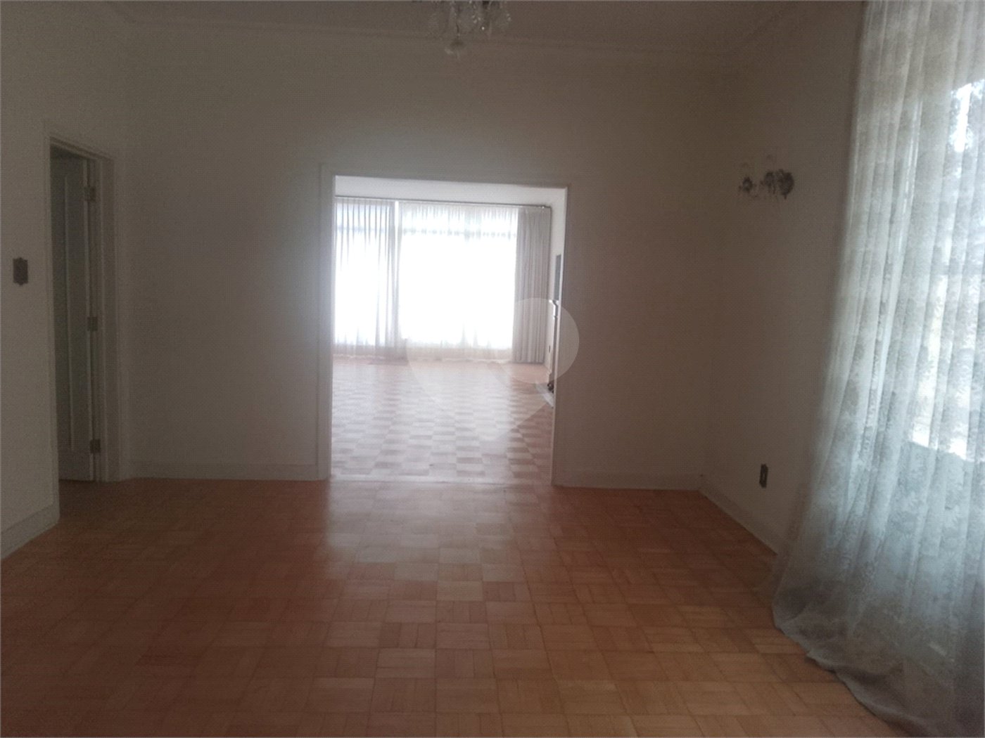 Apartamento à venda com 4 quartos, sendo 1 suíte, em República, São Paulo, SP