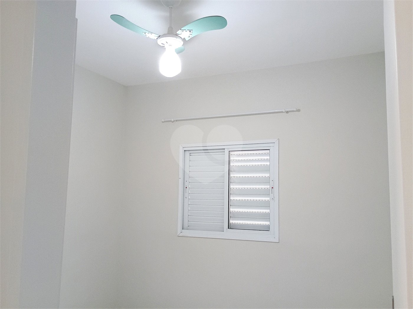 Apartamento à venda com 2 quartos, sendo 1 suíte, em Residencial Flórida, Ribeirão Preto, SP