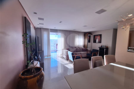 Apartamento à venda com 2 quartos, sendo 1 suíte, em Vila Maria Alta, São Paulo, SP