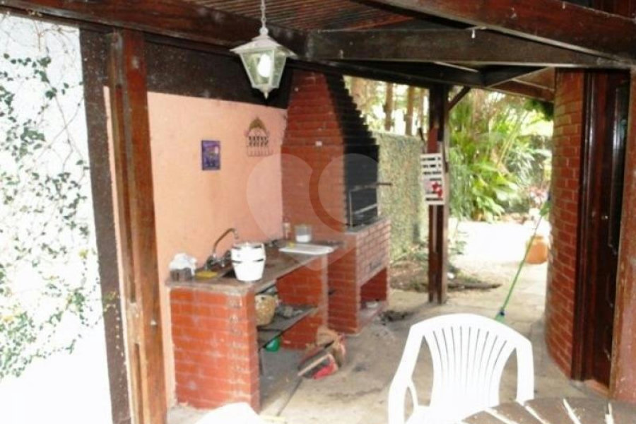Casa Térrea à venda com 3 quartos, sendo 1 suíte, em Jardim Floresta, São Paulo, SP