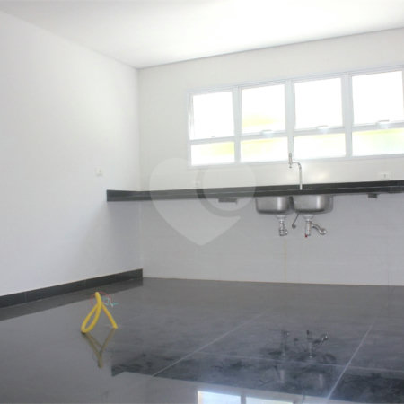 Casa à venda ou para alugar com 4 suítes em Alphaville, Santana de Parnaíba, SP