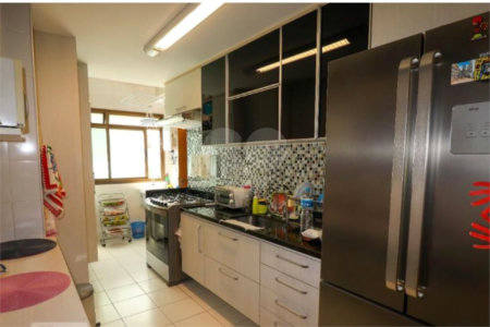 Apartamento à venda com 3 quartos, sendo 1 suíte, em Tijuca, Rio de Janeiro, RJ