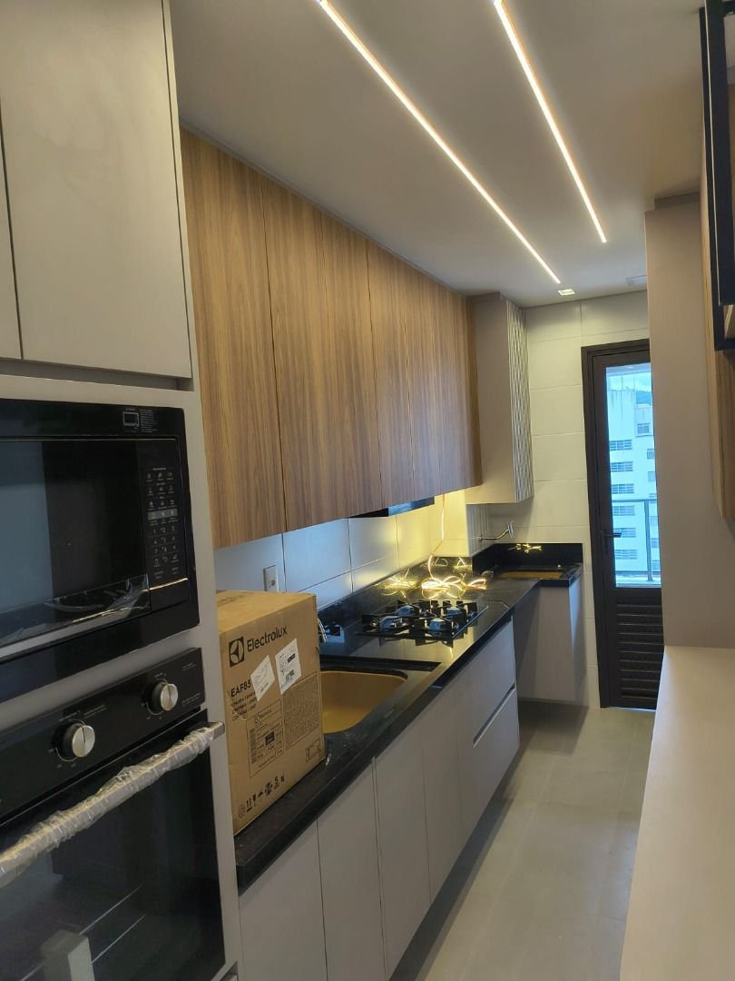Apartamento com 2 dormitórios à venda, 84 m² por R$ 1.595.000,00 - Gonzaga - Santos/SP