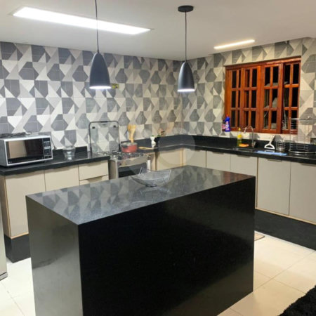 Casa Térrea à venda com 3 quartos em Jardim Alvinópolis, Atibaia, SP