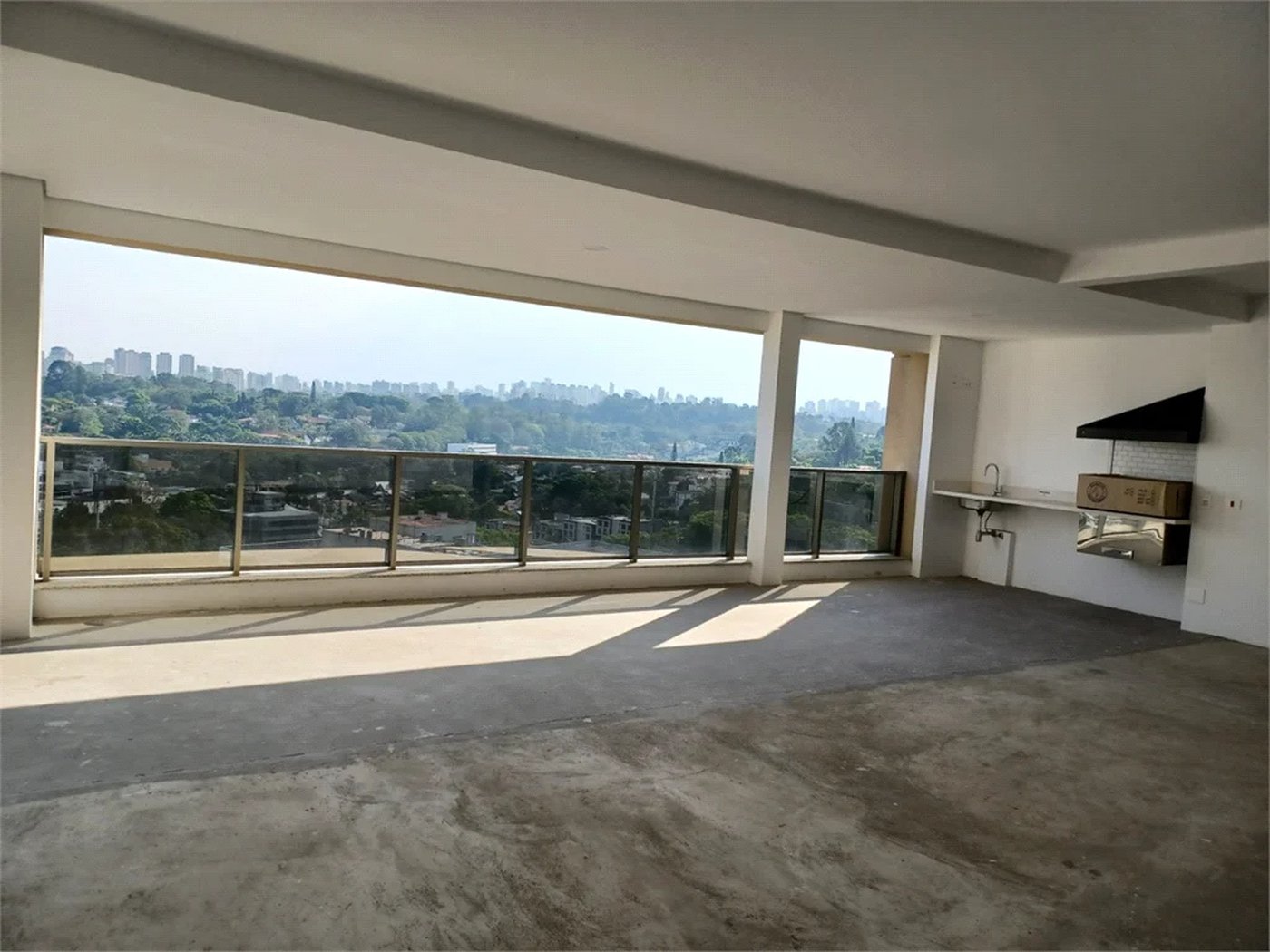 Apartamento à venda com 4 suítes em Real Parque, São Paulo, SP