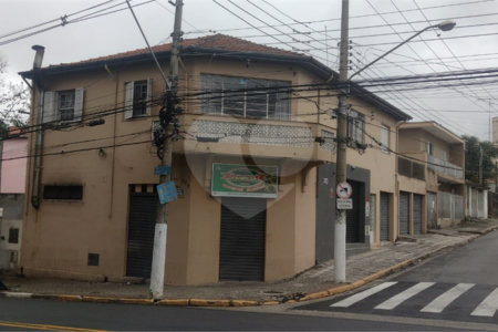 Sobrado à venda com 4 quartos em Calmon Viana, Poá, SP