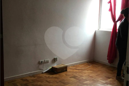 Apartamento à venda com 3 quartos, sendo 1 suíte, em Paraisópolis, São Paulo, SP