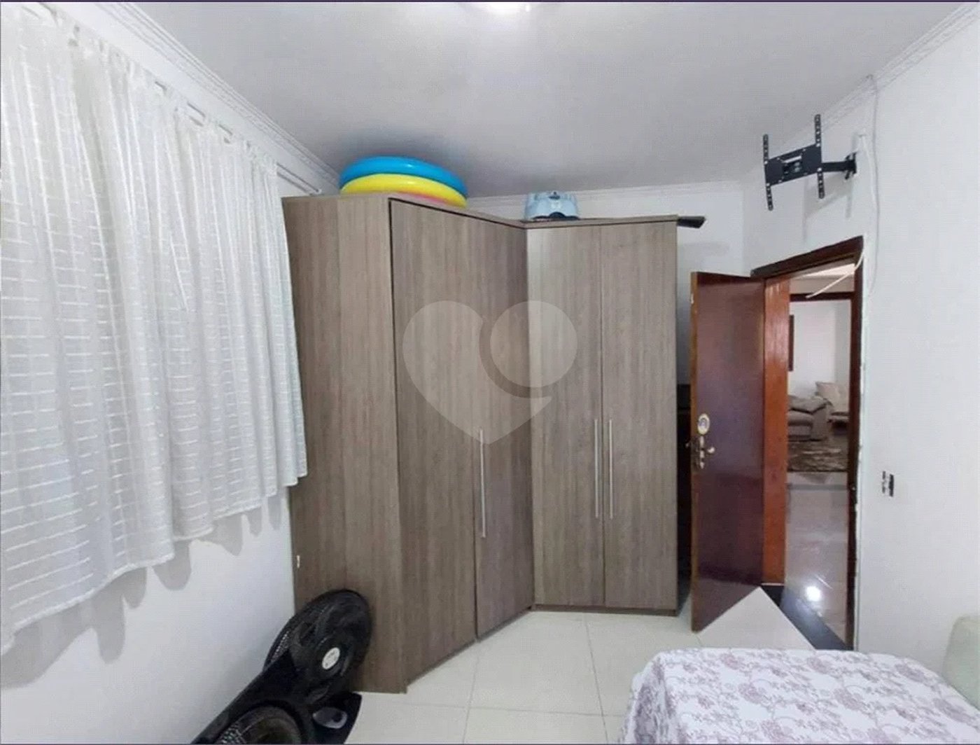 Casa à venda com 4 quartos, sendo 1 suíte,  em Jardim do Bosque, Hortolândia, SP