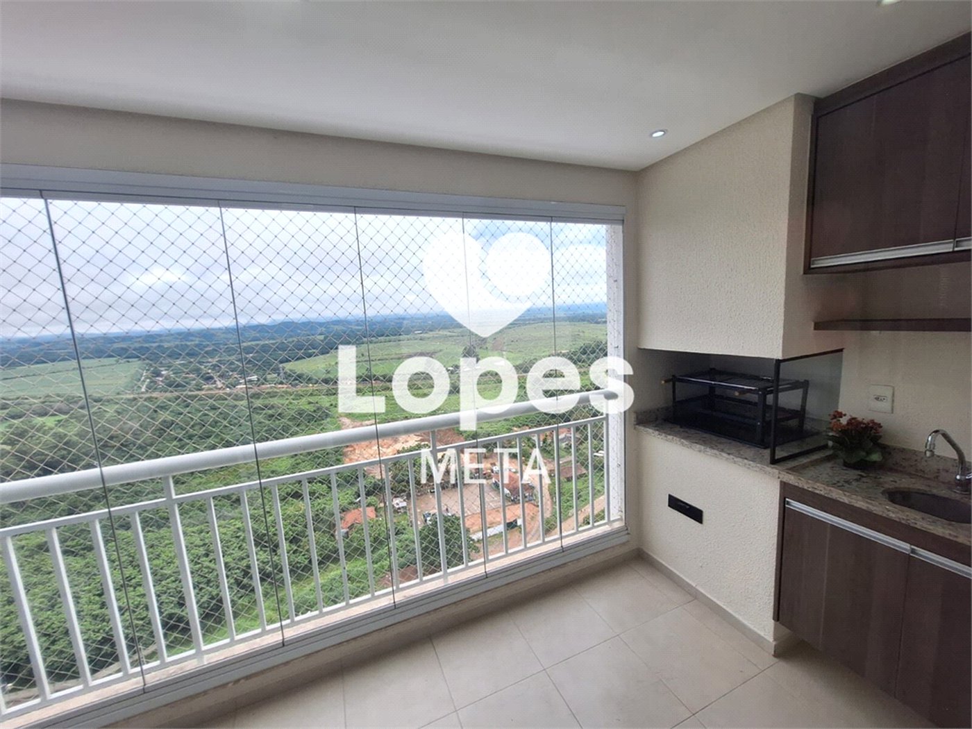 Apartamento à venda com 3 quartos, sendo 1 suíte, em Vila Industrial, São José dos Campos, SP