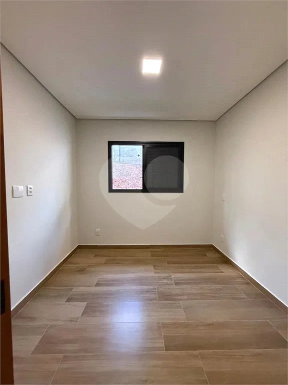 Casa à venda com 3 quartos, sendo 2 suítes, no condomínio Terra Caxambu, Jundiaí - SP