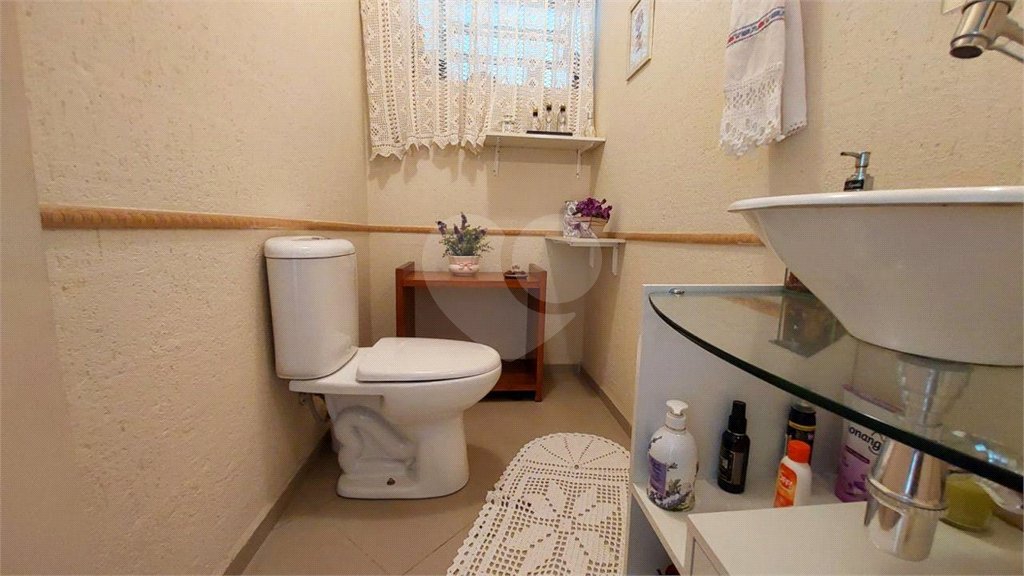 Casa à venda com 3 quartos, sendo 1 suíte,  em Vila Paulista, São Paulo, SP