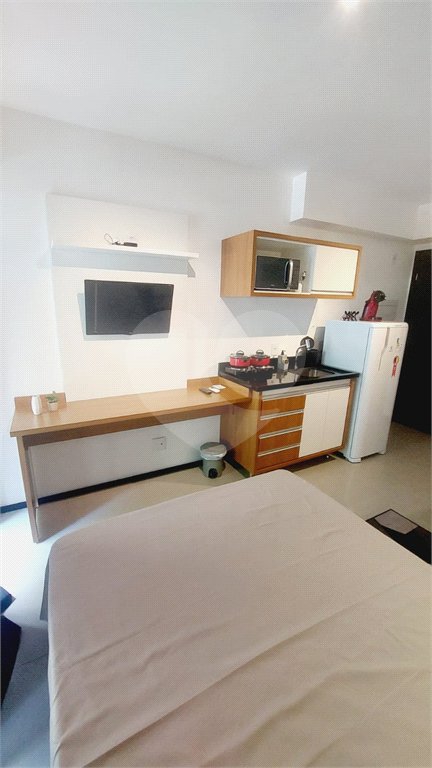 Studio com 27,61 m² a venda na Consolação com sacada