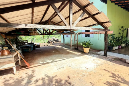 Chácara à venda com 2 quartos, sendo 1 suíte, em Zona Rural, Três Lagoas, MS