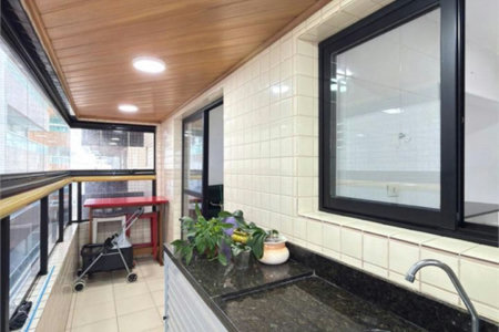Apartamento Residencial à venda, Boqueirão, Praia Grande - AP1107.