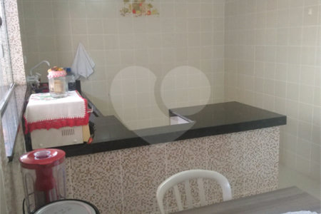 Sobrado à venda com 3 quartos, sendo 1 suíte, em Vila Gustavo, São Paulo, SP