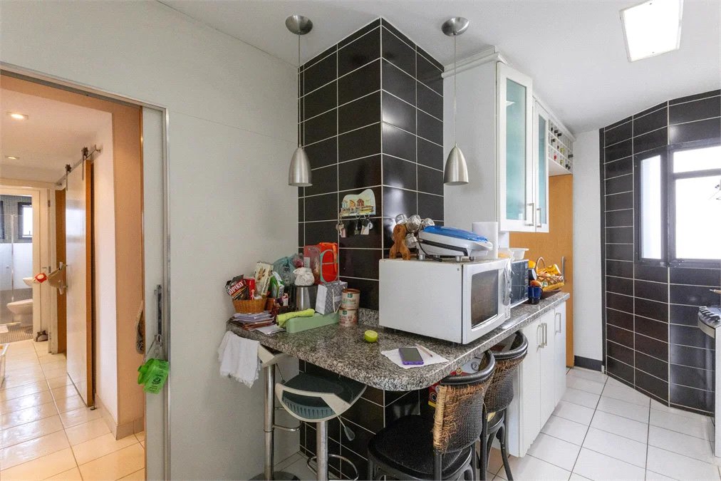 Apartamento à venda com 3 quartos, sendo 2 suítes, em Cidade Monções, São Paulo, SP