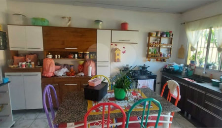 Casa Térrea à venda com 3 quartos em Terra Preta (terra Preta), Mairiporã, SP