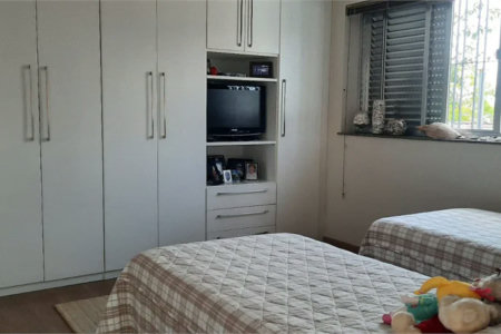 Casa à venda ou para alugar com 3 suítes em Alto da Lapa, São Paulo, SP
