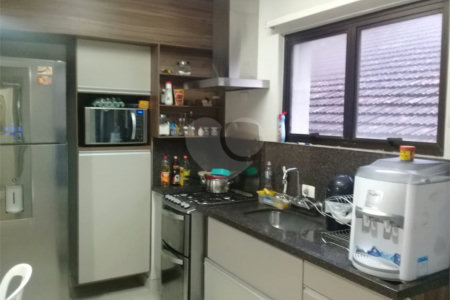 Triplex à venda ou para alugar com 4 suítes em Enseada, Guarujá, SP