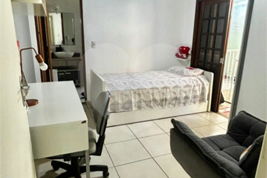 Sobrado à venda ou para alugar com 4 quartos, sendo 3 suítes, em Mandaqui, São Paulo, SP