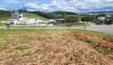 Terreno à venda no condomínio Santa Isabel I, Louveira - SP