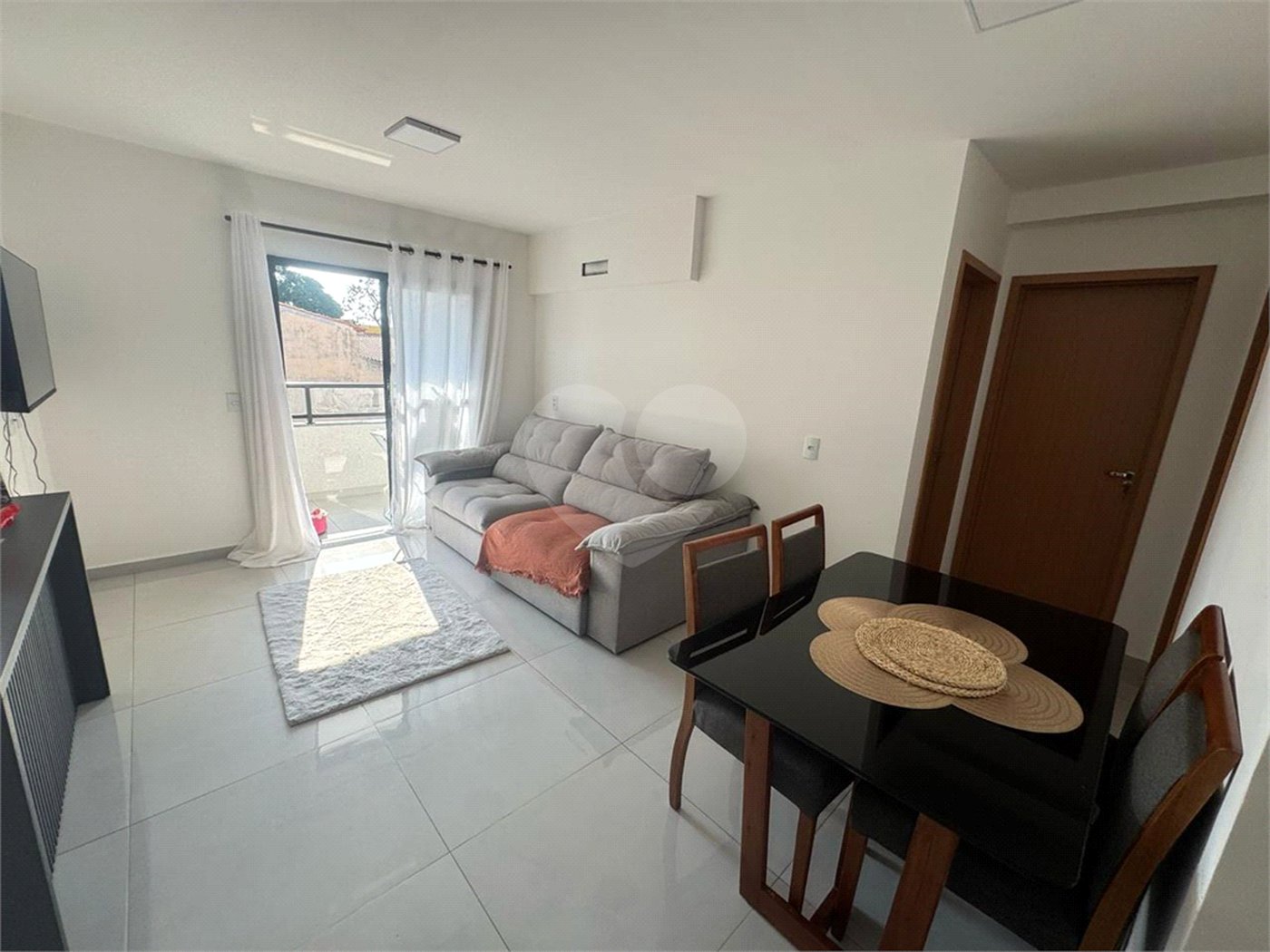 Apartamento à venda com 2 quartos, sendo 1 suíte, em Alvinópolis, Atibaia, SP