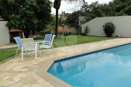 Casa à venda ou para alugar com 4 suítes no condomínio Estância Marambaia, Vinhedo - SP