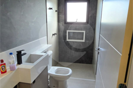 Casa à venda ou para alugar com 5 quartos, sendo 4 suítes,  no condomínio Equilibrium, Atibaia - SP