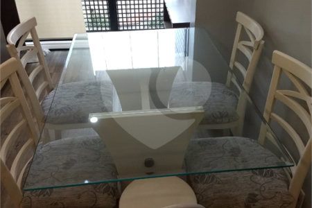 Apartamento à venda com 2 quartos, sendo 1 suíte, em Santa Teresinha, São Paulo, SP