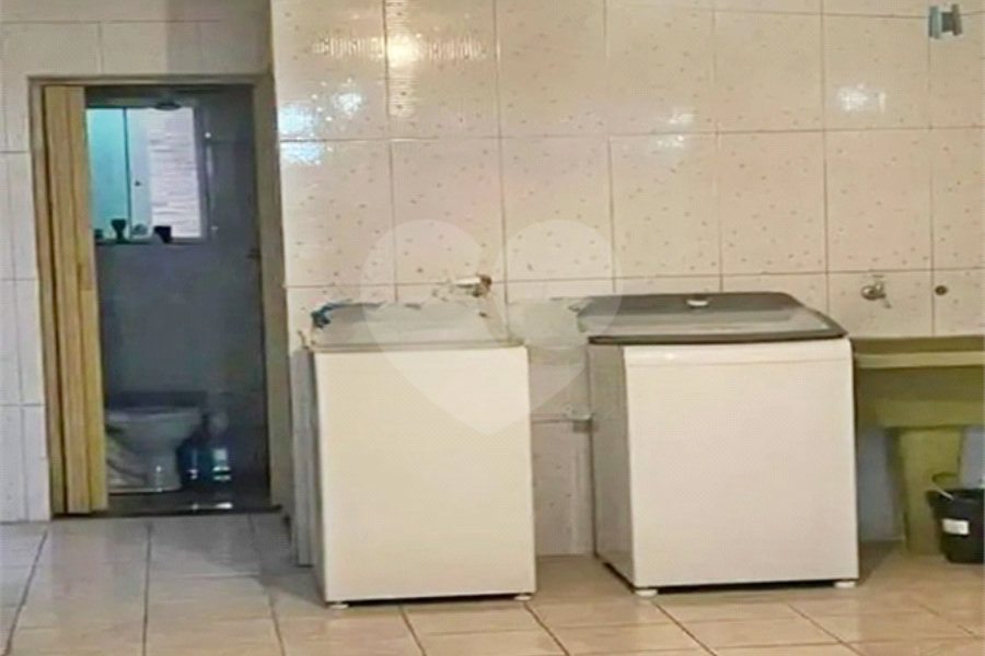 Sobrado à venda com 3 quartos, sendo 1 suíte, em Vila Constança, São Paulo, SP