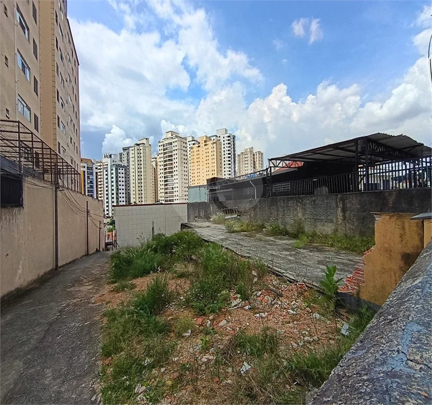 Terreno à venda em Chora Menino, São Paulo, SP