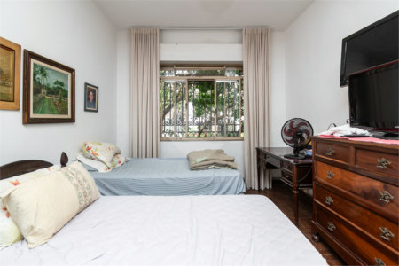 Apartamento à venda com 4 quartos, sendo 1 suíte, em Higienópolis, São Paulo, SP