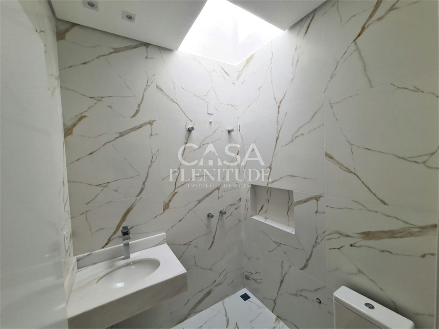 Casa em condomínio à venda com 3 suítes, em Wanel Ville, Sorocaba, SP