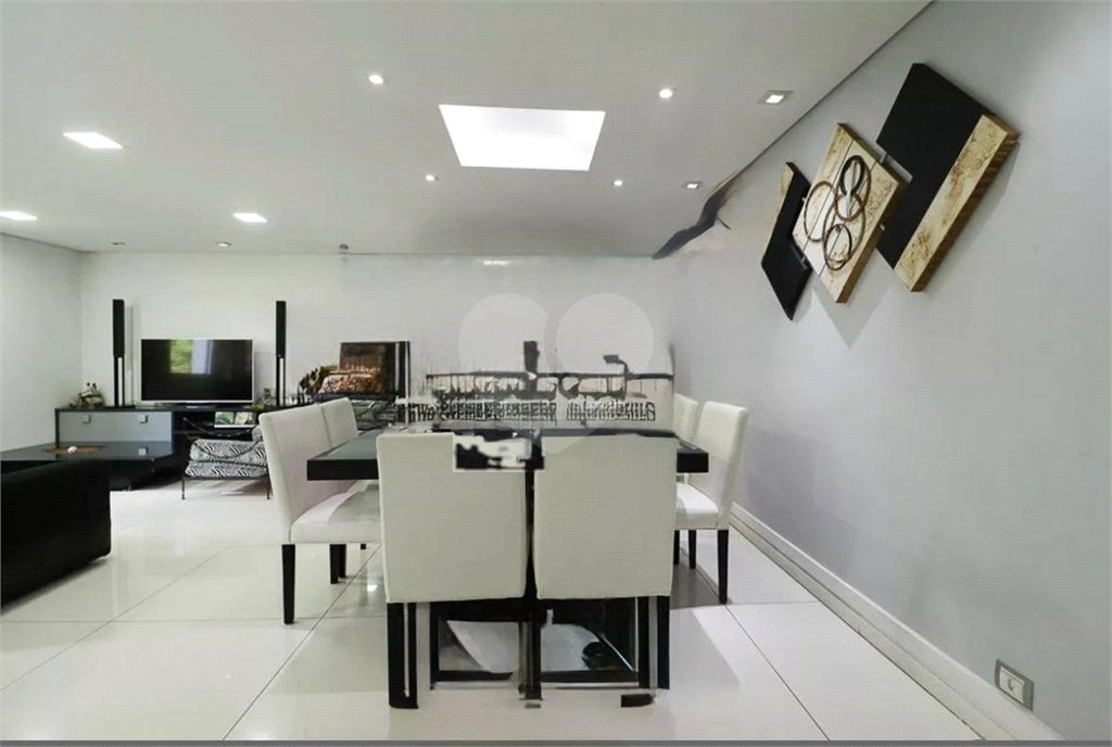 Apartamento à venda com 3 quartos, sendo 1 suíte, em Santana, São Paulo, SP