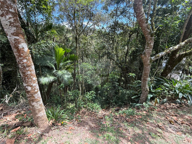 Terreno à venda no condomínio Alpes da Cantareira, Mairiporã - SP