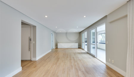 Apartamento à venda com 4 quartos, sendo 3 suítes,  em Granja Julieta, São Paulo, SP