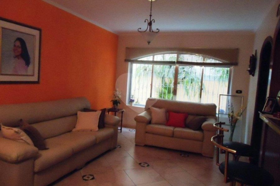 Sobrado à venda com 3 quartos, sendo 1 suíte, em Tremembé, São Paulo, SP