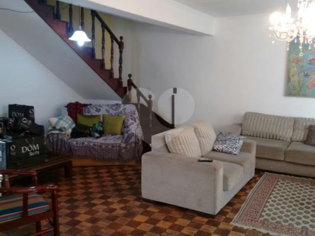 Sobrado à venda com 4 quartos, sendo 2 suítes,  em Vila Guilherme, São Paulo, SP