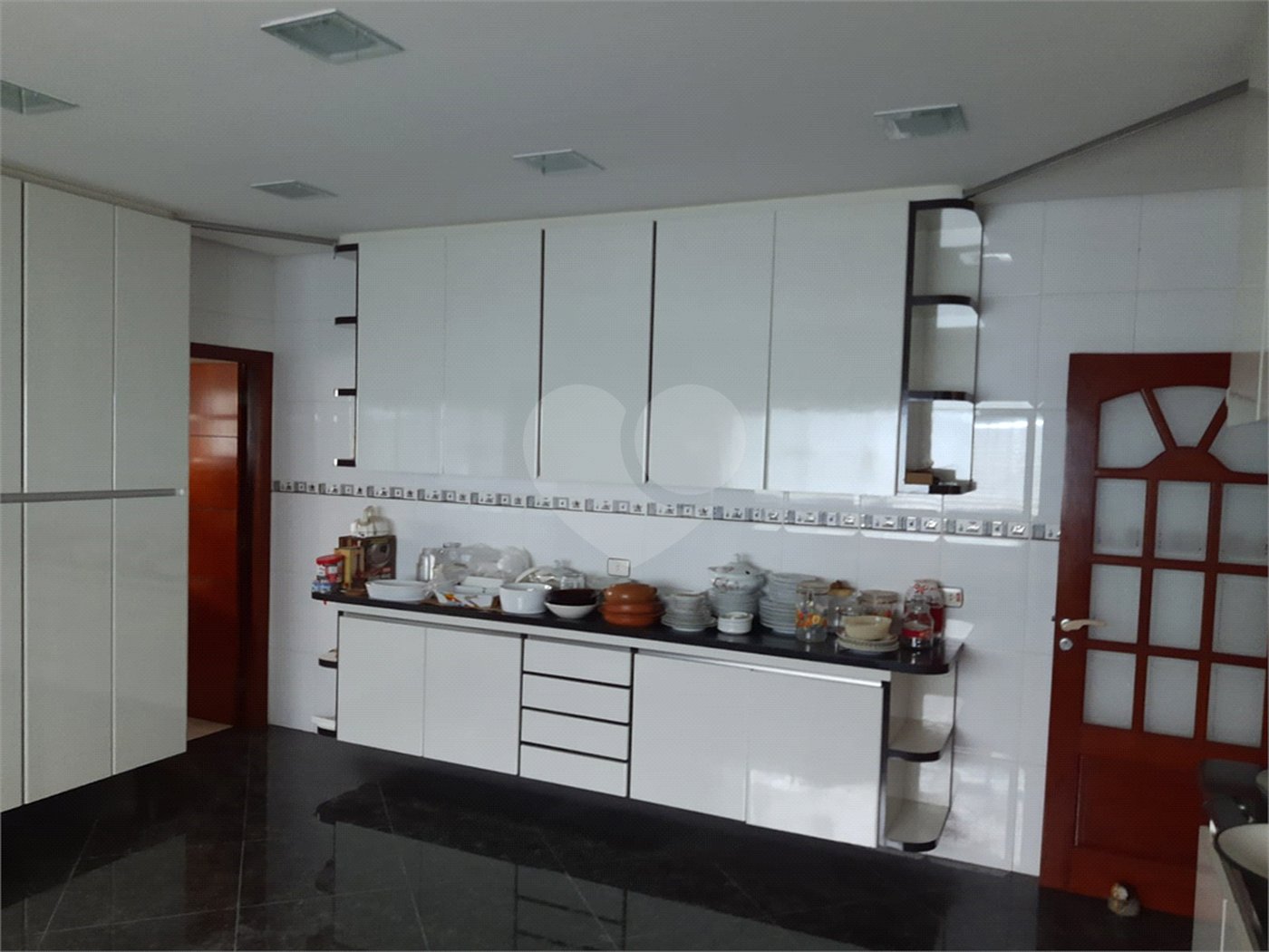 Casa à venda com 4 suítes em Tremembé, São Paulo, SP