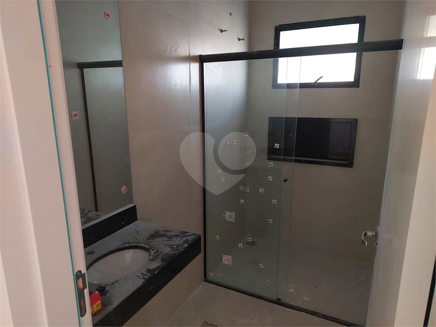 Casa Térrea à venda com 3 quartos, sendo 1 suíte, em Residencial Jardins da Catalunha, Atibaia, SP