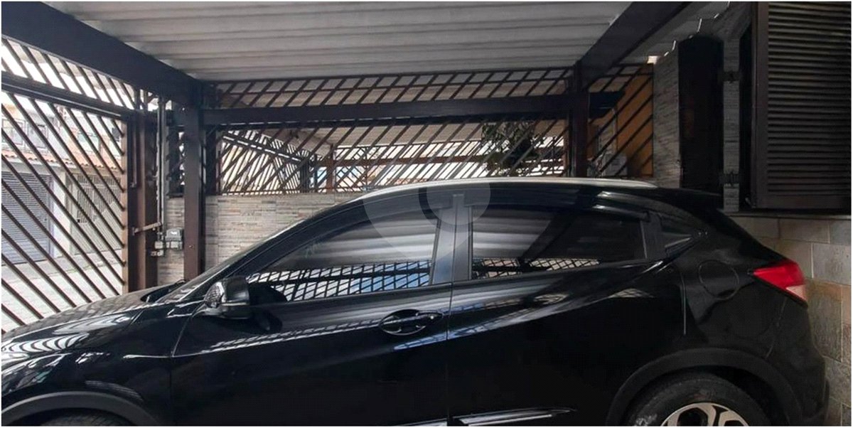 Casa Térrea à venda com 4 quartos, sendo 1 suíte,  em Vila Mazzei, São Paulo, SP