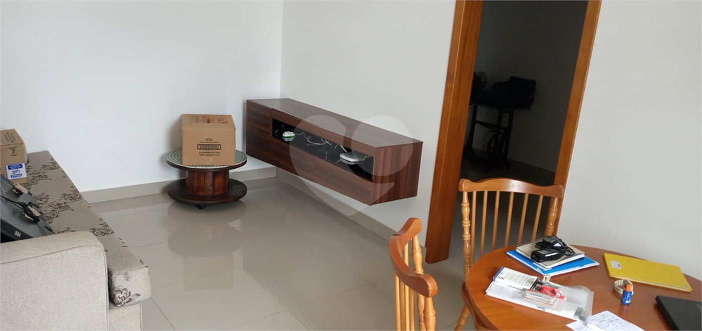 Casa à venda com 3 quartos, sendo 1 suíte, em Jardim Estância Brasil, Atibaia, SP