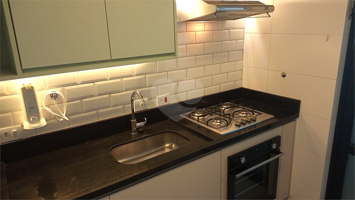 Apartamento para alugar com 3 quartos, sendo 1 suíte, em Vila Cordeiro, São Paulo, SP