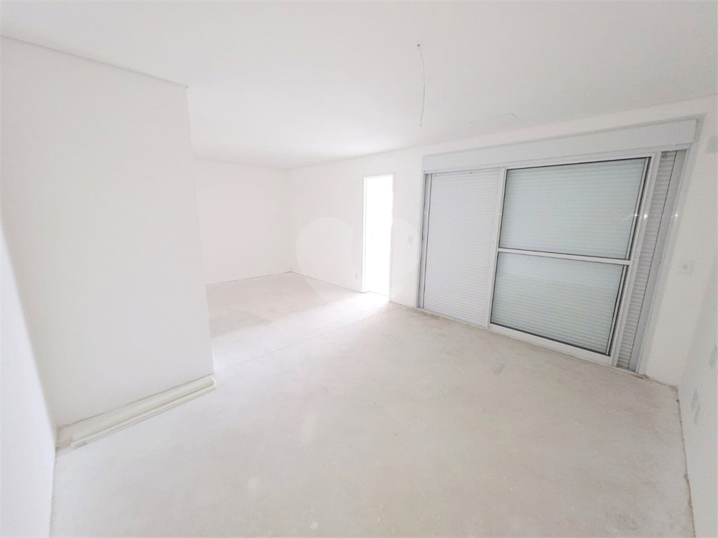 Triplex à venda com 4 suítes em Anhangabaú, Jundiaí, SP