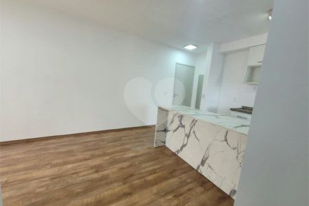 Apartamento à venda com 2 quartos em Vila Anastácio, São Paulo, SP