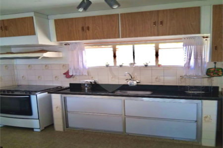 Chácara à venda com 4 quartos, sendo 1 suíte,  em Colinas II, Araçoiaba da Serra, SP