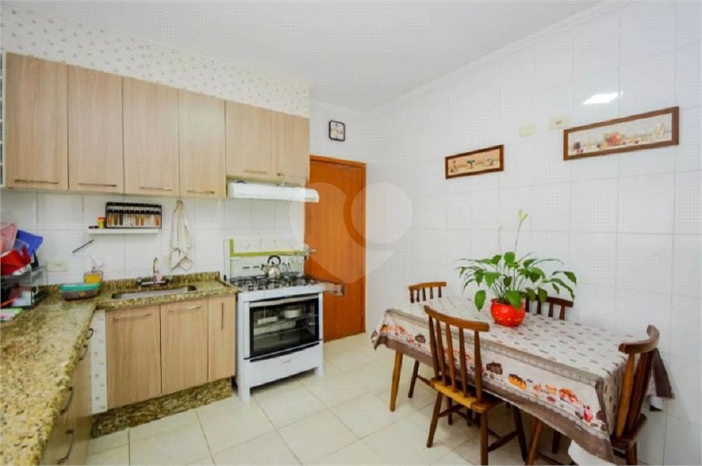 Casa à venda com 3 quartos, sendo 1 suíte, em Parque Continental I, Guarulhos, SP