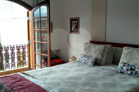 Casa à venda com 4 quartos, sendo 2 suítes, em Jardim Paulista, Atibaia, SP