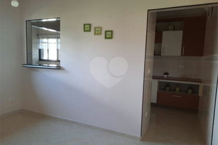 Casa à venda com 3 quartos, sendo 1 suíte,  em Distrito Industrial do Lageado, Salto, SP